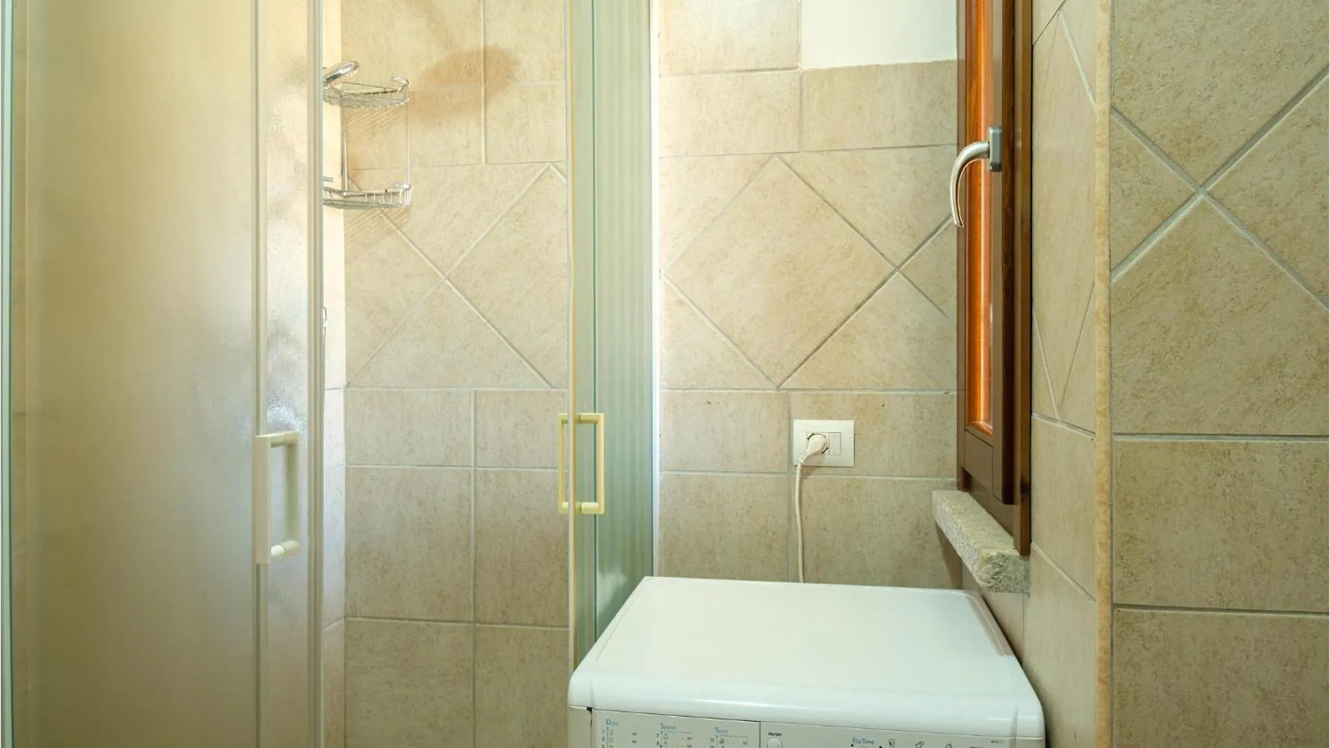 Holiday home 3 Bedroom Awesome Home In Trinita Dagultu Trinita d'Agultu e Vignola Italy